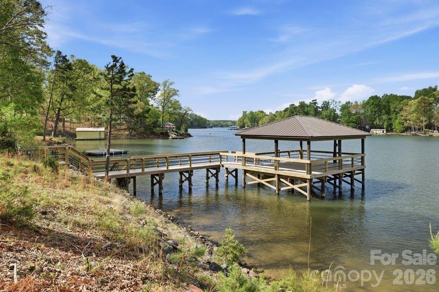 The Coves on Lake Wylie Community