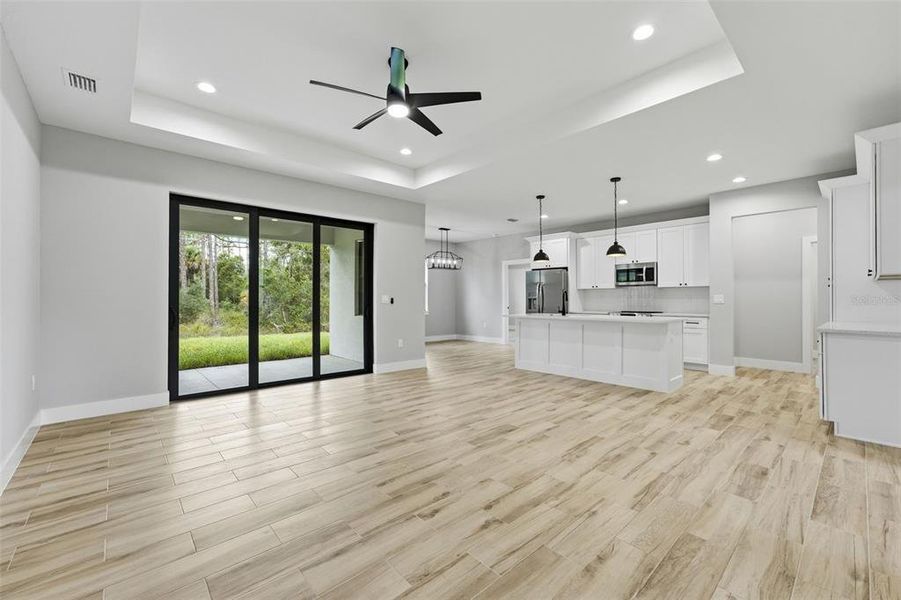Spacious, unfurnished interior of a new home in , Port Charlotte (Image 21).