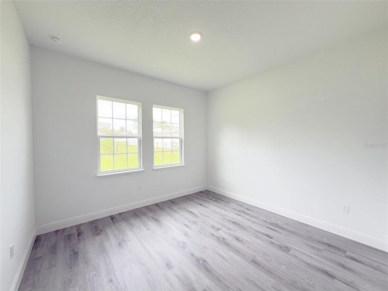 Spacious, unfurnished interior of a new home in , Ocala (Image 28).