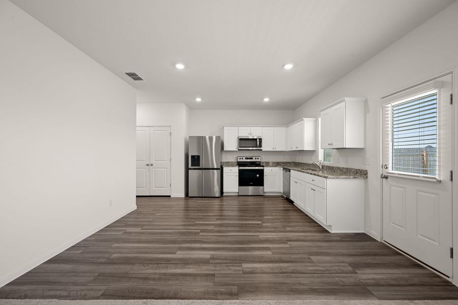Spacious, unfurnished interior of a new home in Cottonwood Farms, Hutto (Image 24). Spacious, unfurnished interior of a new home in Cottonwood Farms, Hutto (Image 24).