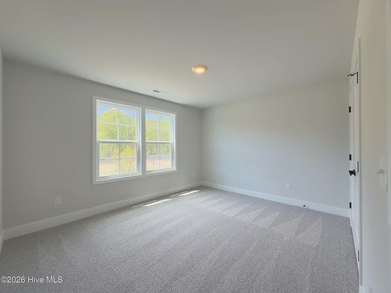 Spacious, unfurnished interior of a new home in Autumn Trail, Bolivia (Image 18).