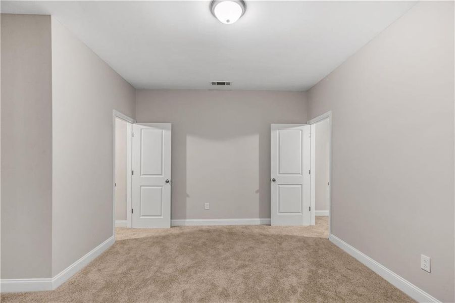 Spacious, unfurnished interior of a new home in , Atlanta (Image 20).