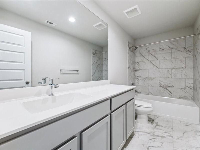 Furnished interior view inside a new home in Champions Oak, Houston (Image 10). Furnished interior view inside a new home in Champions Oak, Houston (Image 10).