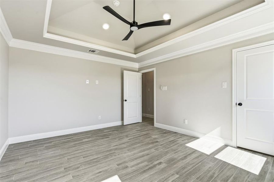 Spacious, unfurnished interior of a new home in , Tolar (Image 28). Spacious, unfurnished interior of a new home in , Tolar (Image 28).