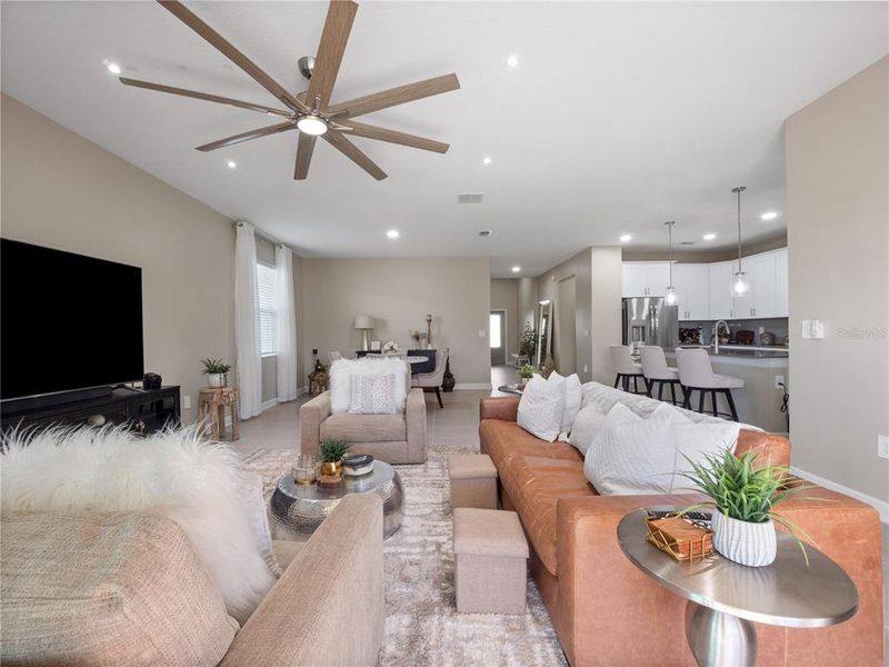 Furnished interior view inside a new home in , Davenport (Image 30).