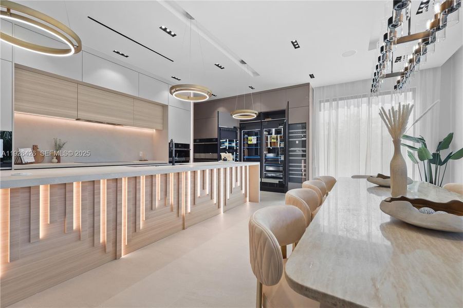 Furnished interior view inside a new home in , Fort Lauderdale (Image 61).