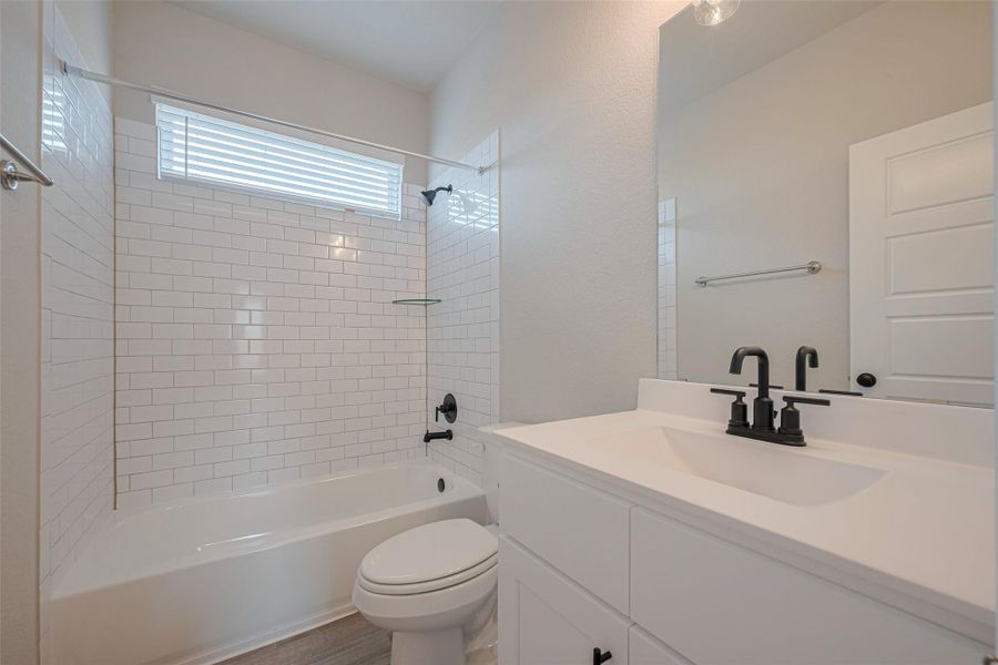 Furnished interior view inside a new home in La Segarra, Brookshire (Image 16).