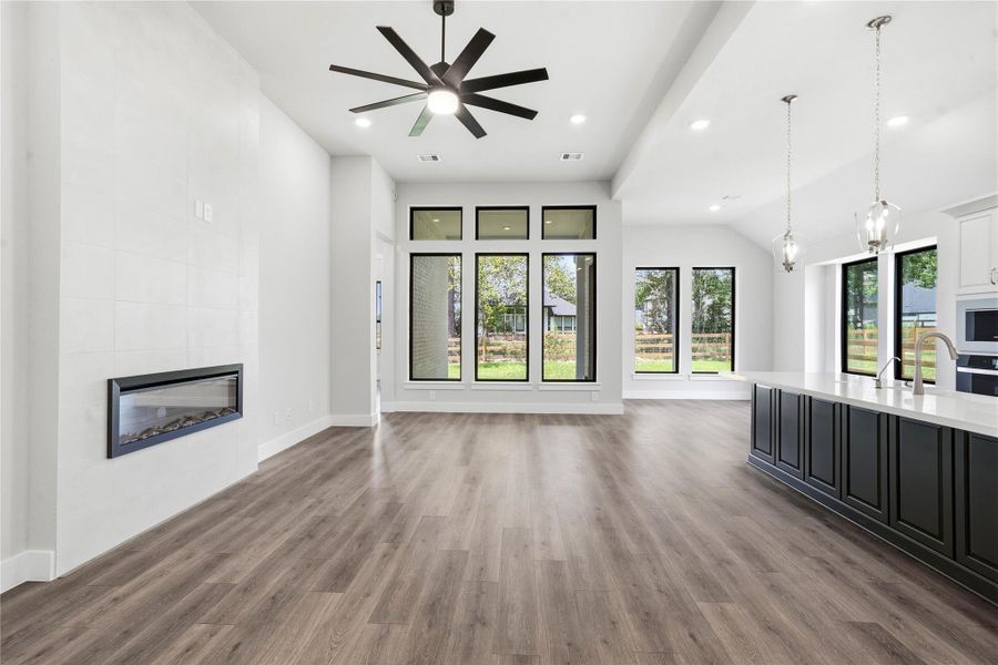 Spacious, unfurnished interior of a new home in Timber Hollow, Magnolia (Image 26). Spacious, unfurnished interior of a new home in Timber Hollow, Magnolia (Image 26).