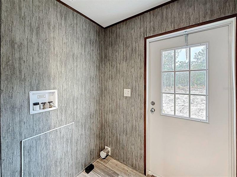 Furnished interior view inside a new home in , Hawthorne (Image 13).