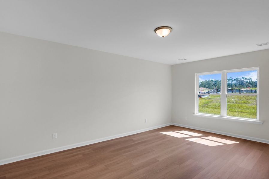 Representative unfurnished interior of a home built from the The Aspen by Smith Family Homes in Sweetwater, Brunswick (Image 18).
