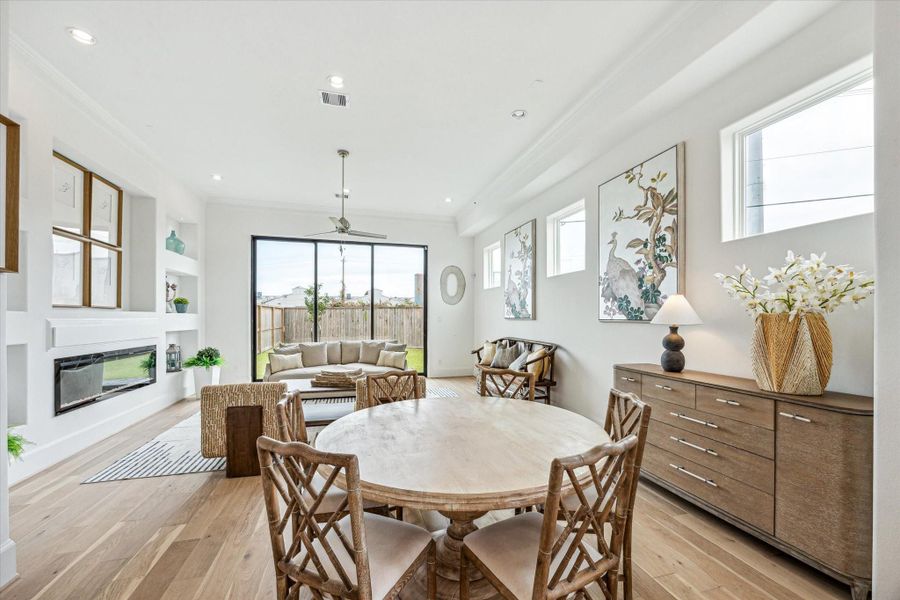 soaring 12ft ceilings in first floor living area leading to private backyard