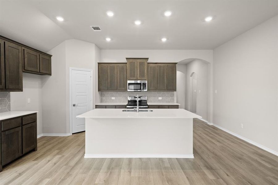 DFW-Waterford Park-Concept 1790-2325 Shamrock Lane- Kitchen -Risewell Homes-3 DFW-Waterford Park-Concept 1790-2325 Shamrock Lane- Kitchen -Risewell Homes-3