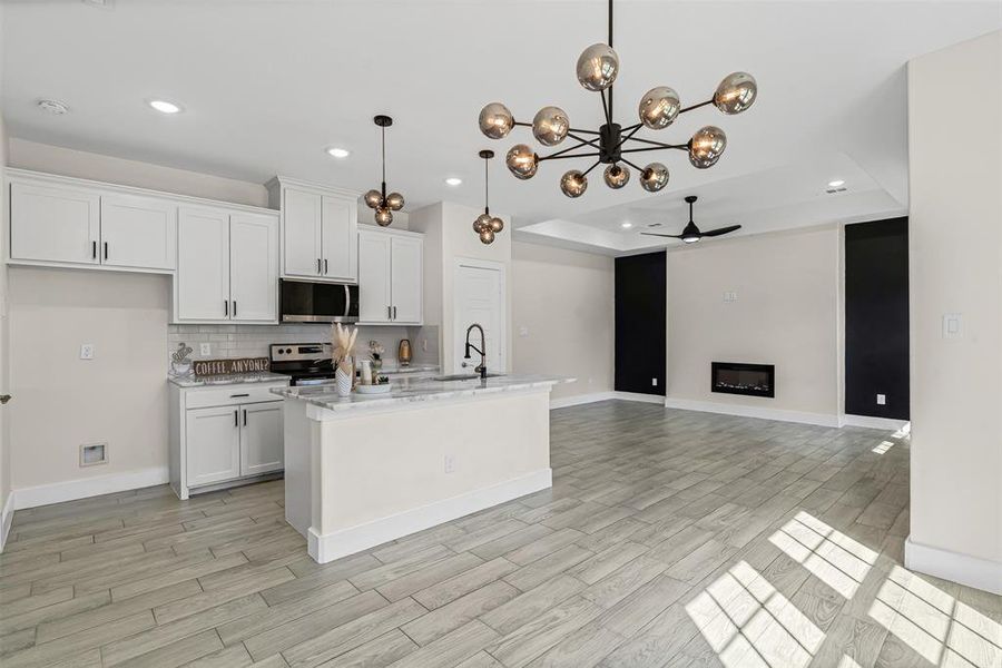 Furnished interior view inside a new home in , Granbury (Image 17). Furnished interior view inside a new home in , Granbury (Image 17).