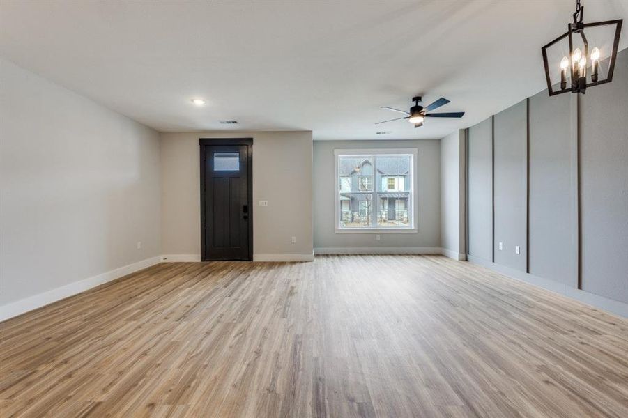Spacious, unfurnished interior of a new home in , Princeton (Image 9).