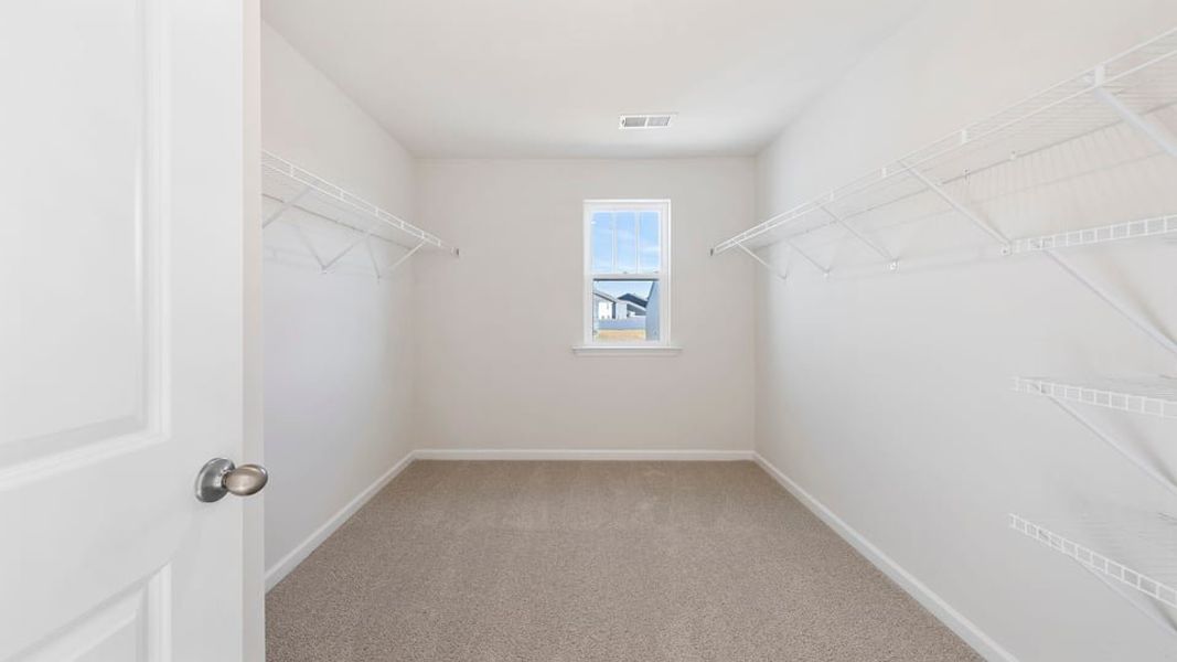 Spacious, unfurnished interior of a new home in Trailside Run, Spartanburg (Image 29). Spacious, unfurnished interior of a new home in Trailside Run, Spartanburg (Image 29).