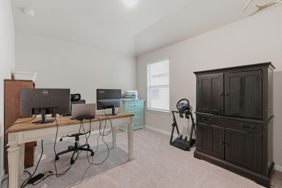 Bedroom on the 2nd floor - perfect for a home office