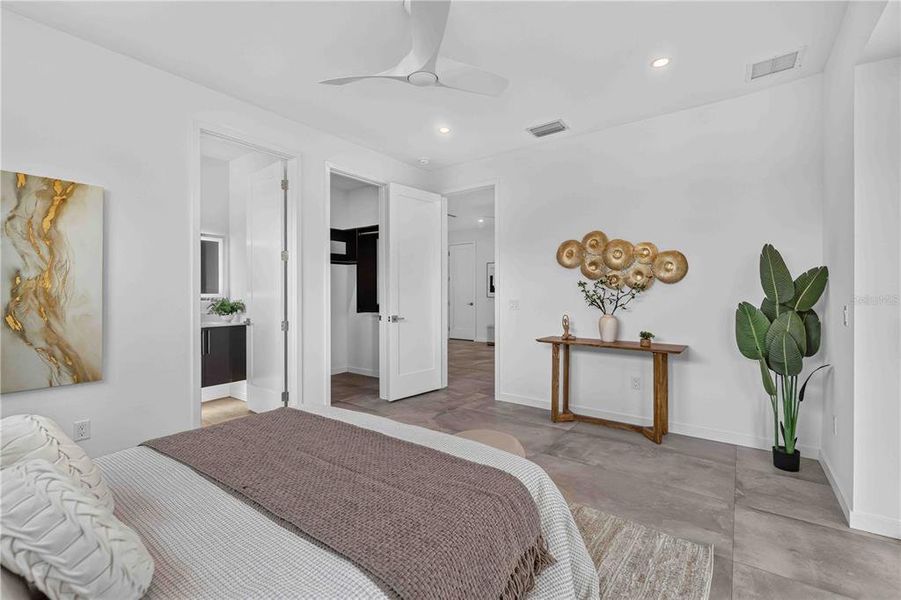 Furnished interior view inside a new home in , Sarasota (Image 47).