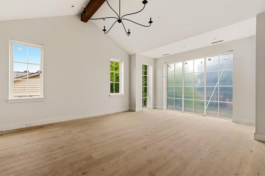 Spacious, unfurnished interior of a new home in , University Park (Image 20).