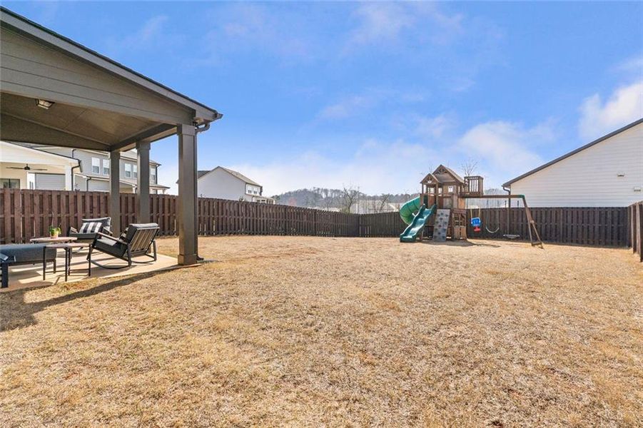 Exterior details and patio area of a home in , Gainesville (Image 27).