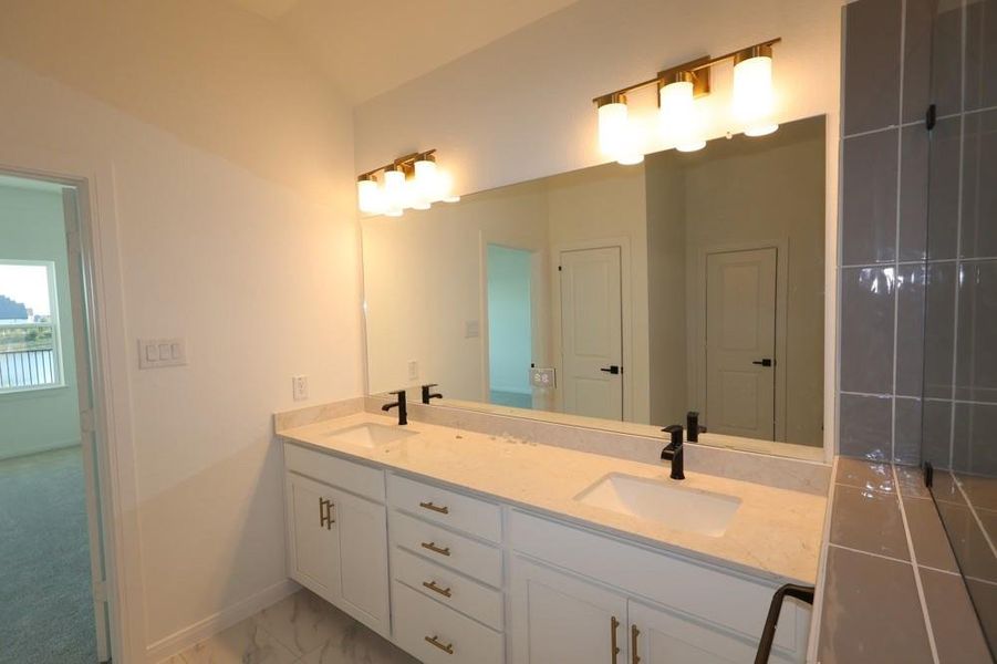 Furnished interior view inside a new home in Oakwood Estates, Waller (Image 8). Furnished interior view inside a new home in Oakwood Estates, Waller (Image 8).