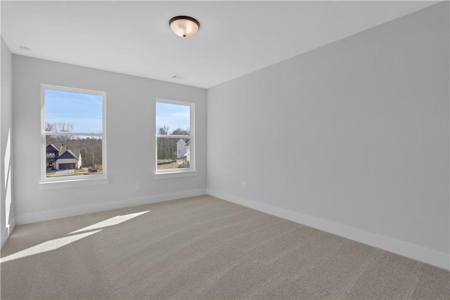 Spacious, unfurnished interior of a new home in Twin Lakes, Hoschton (Image 43).