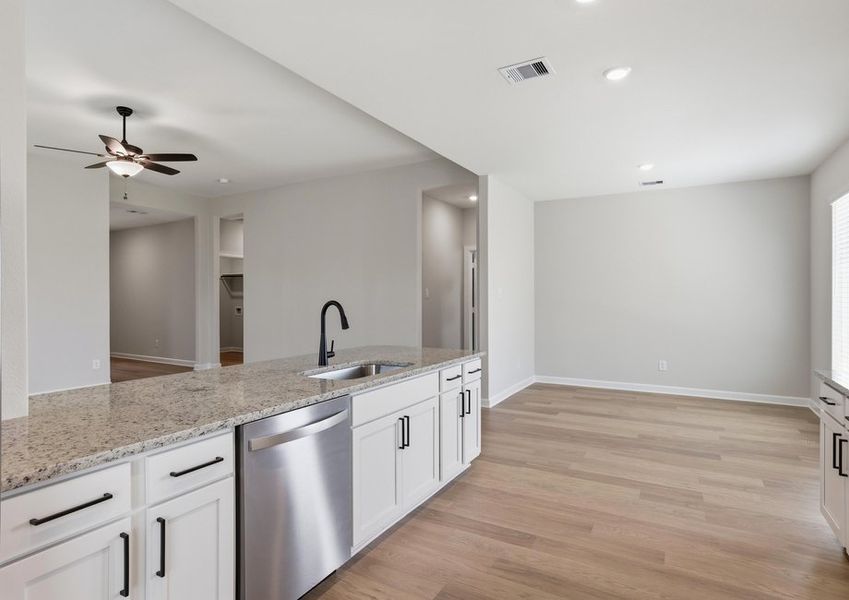Oak - TX | Kitchen – Counter & Dishwasher