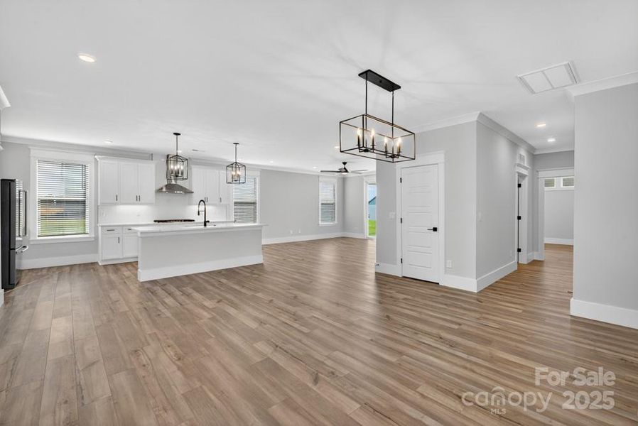 Spacious, unfurnished interior of a new home in Stoneridge Hills, Rock Hill (Image 24).