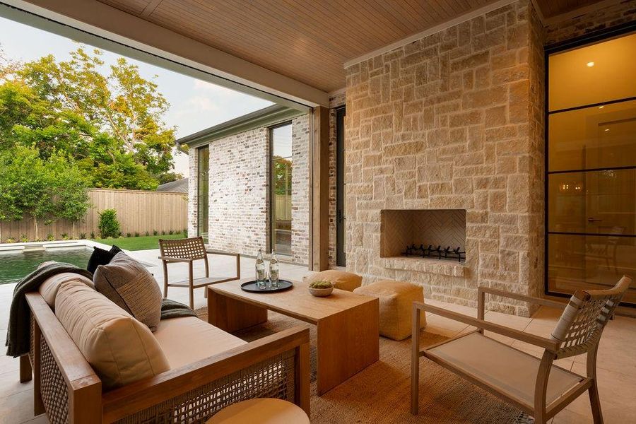 Exterior details and patio area of a home in , Dallas (Image 25).