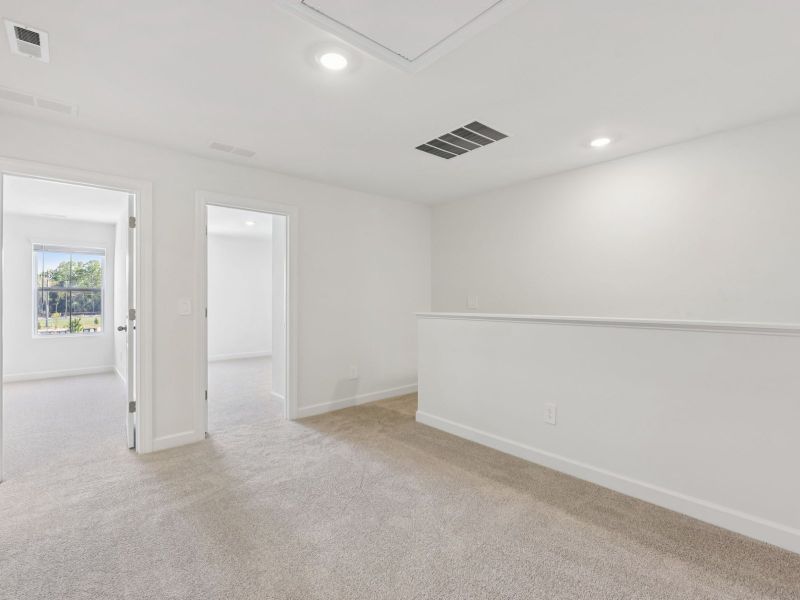 Spacious, unfurnished interior of a new home in Meadows at Wilson Farms - The Summit Series, Fort Mill (Image 12).