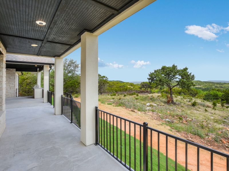 Representative exterior details of a home built from the Santa Barbara II by Giddens Homes in Scofield Farms Estates, Georgetown (Image 53).