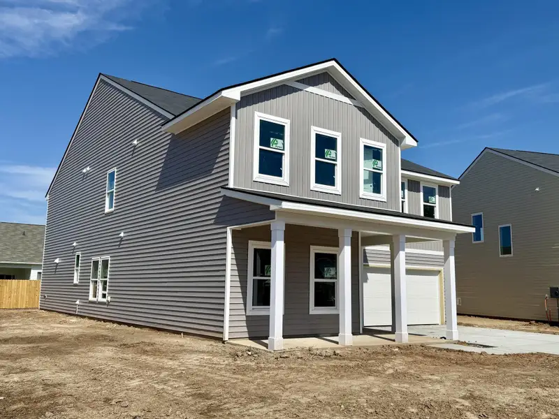 Exterior details and patio area of a home in , Summerville (Image 4).