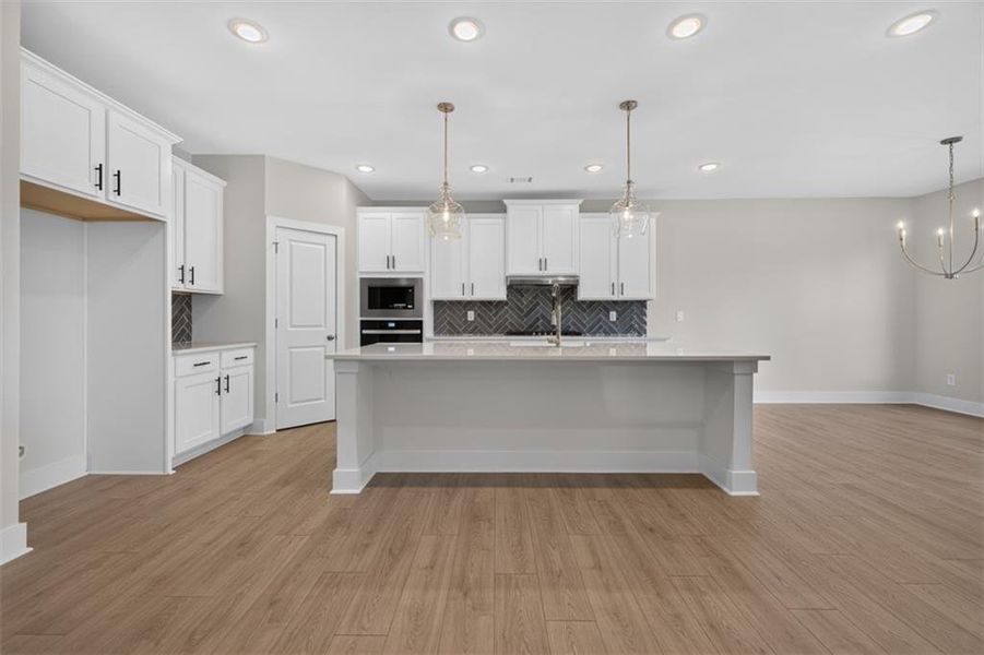 Furnished interior view inside a new home in , Gainesville (Image 10).