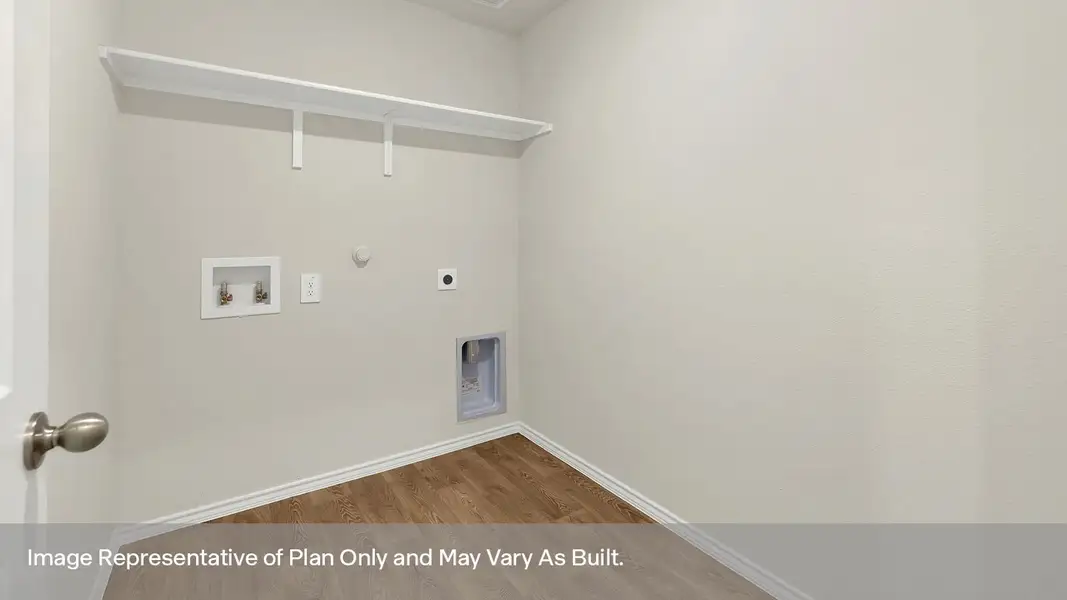 Spacious, unfurnished interior of a new home in Ladera, Luling (Image 17). Spacious, unfurnished interior of a new home in Ladera, Luling (Image 17).