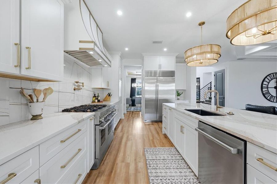 Furnished interior view inside a new home in , Sarasota (Image 15).