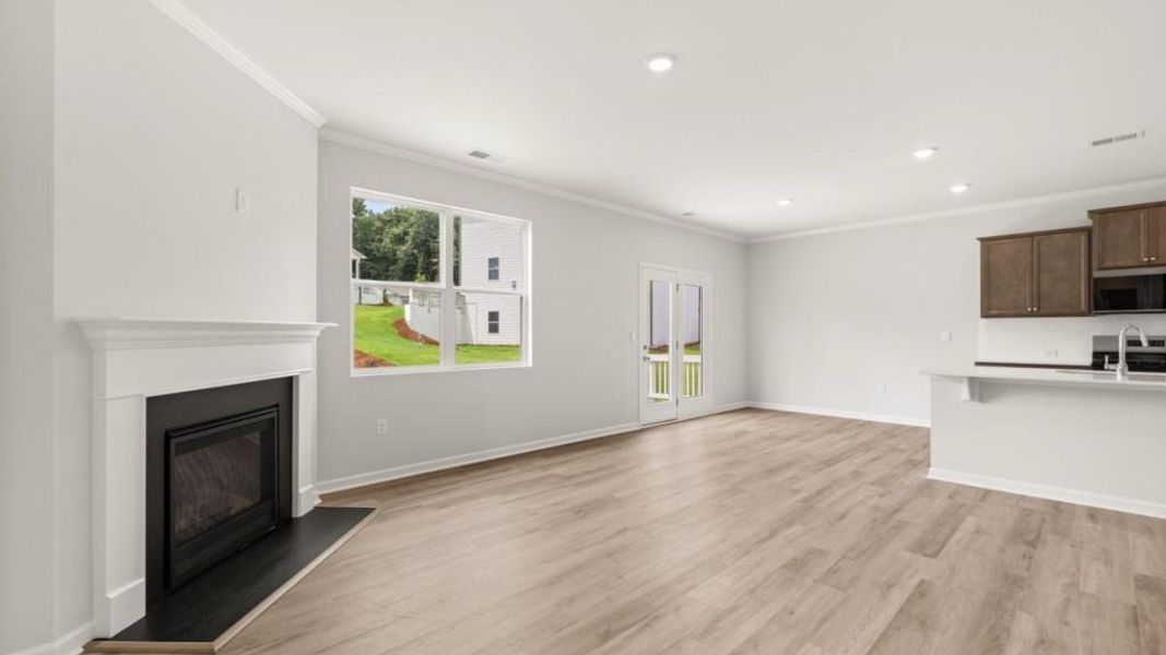Spacious, unfurnished interior of a new home in Liberty Crossing, Braselton (Image 24).