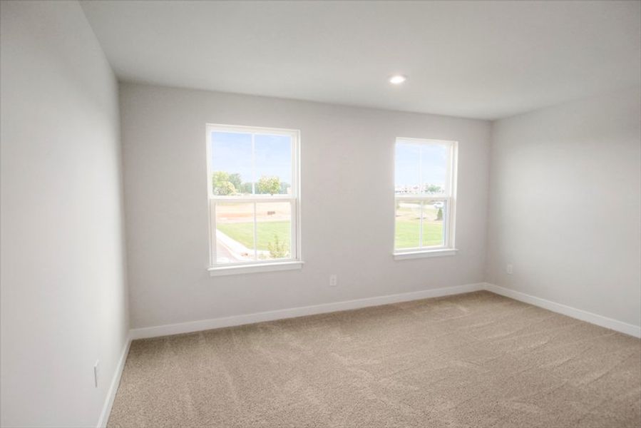 Spacious, unfurnished interior of a new home in Stillwood Farms, Easley (Image 14).