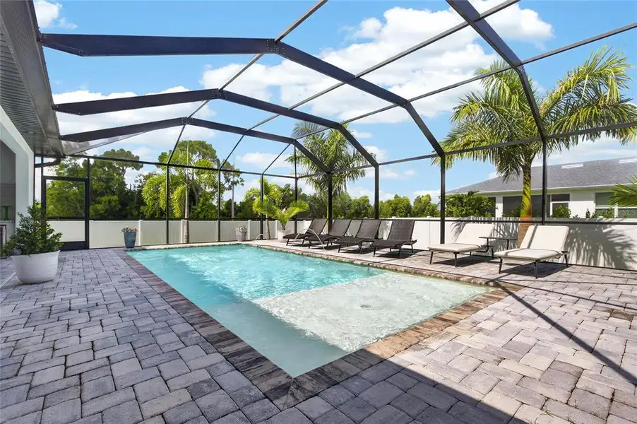 Exterior details and patio area of a home in , Cape Coral (Image 31).