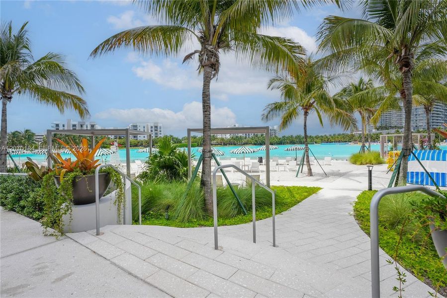 Community amenities in , Miami (Image 48).