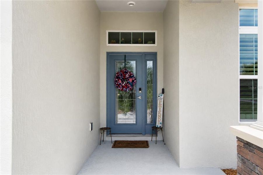 Exterior details and patio area of a home in , Dunnellon (Image 30).