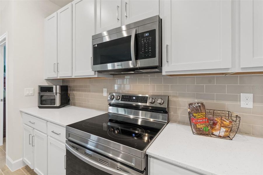 Furnished interior view inside a new home in , Palm Coast (Image 40).