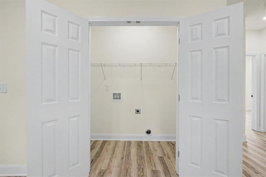 Spacious, unfurnished interior of a new home in , Forest Park (Image 26). Spacious, unfurnished interior of a new home in , Forest Park (Image 26).
