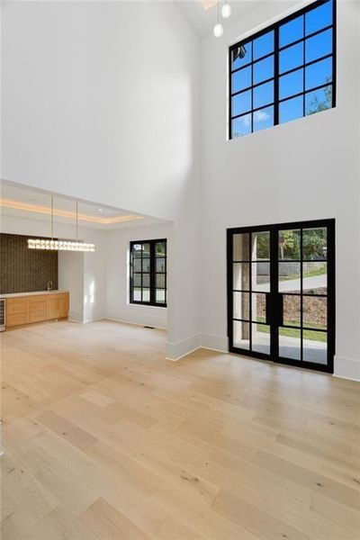 Spacious, unfurnished interior of a new home in , Alpharetta (Image 31).