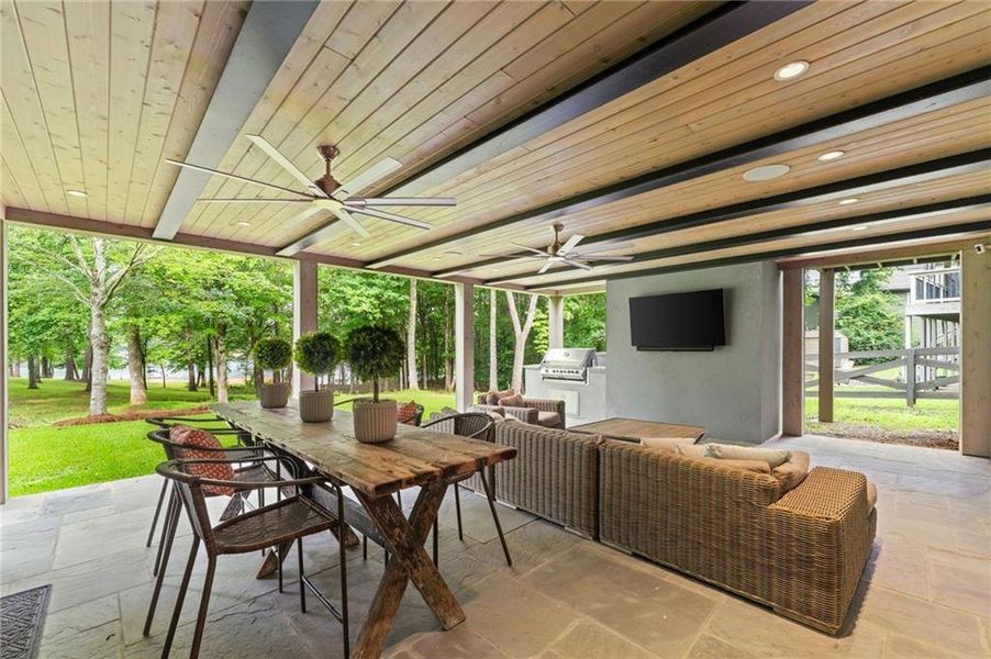 Exterior details and patio area of a home in , Dawsonville (Image 34).