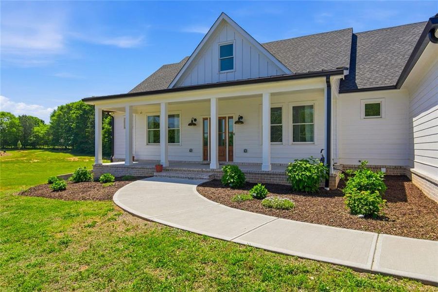 Exterior details and patio area of a home in , Snellville (Image 26).