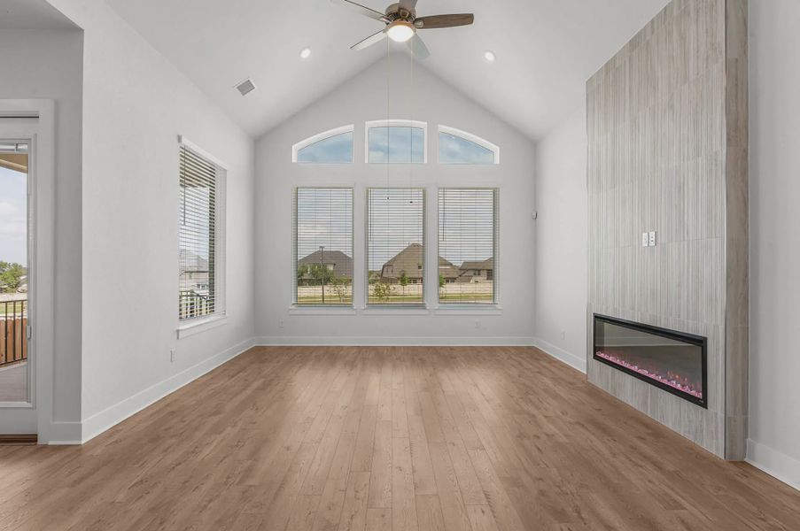 Representative unfurnished interior of a home built from the Mariah by Chesmar Homes in University Heights, McKinney (Image 42).