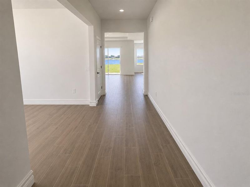 Spacious, unfurnished interior of a new home in Triple Creek: The Executives, Riverview (Image 10).