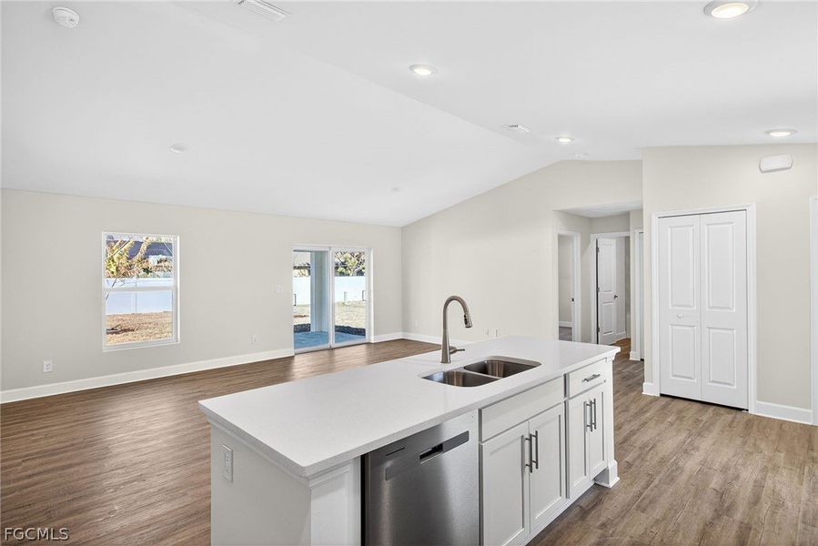 Furnished interior view inside a new home in Cape Coral, Cape Coral (Image 11).