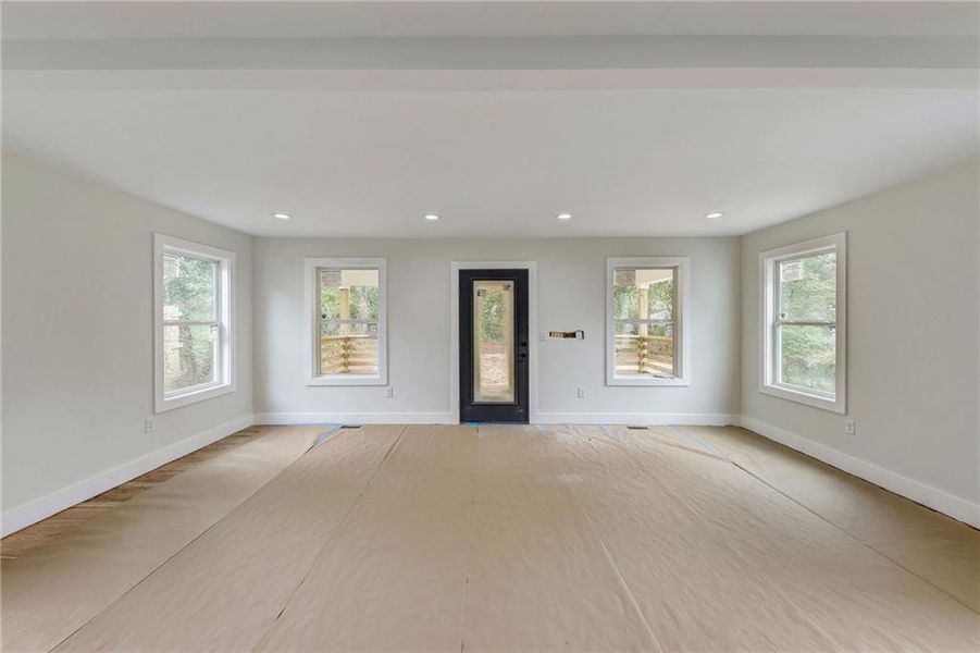 Spacious, unfurnished interior of a new home in , Atlanta (Image 35). Spacious, unfurnished interior of a new home in , Atlanta (Image 35).