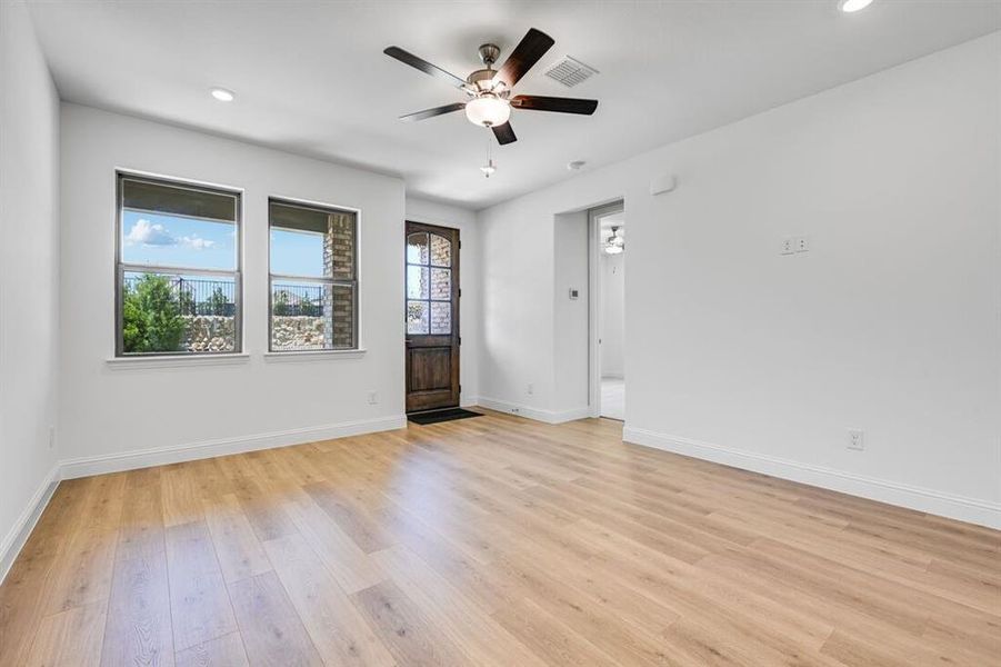 1133 Wheatgrass Mews ~ Ready Now 1133 Wheatgrass Mews ~ Ready Now