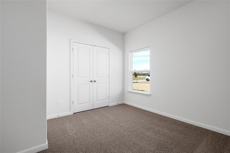 Spacious, unfurnished interior of a new home in Big Sky Estates, Ponder (Image 6).